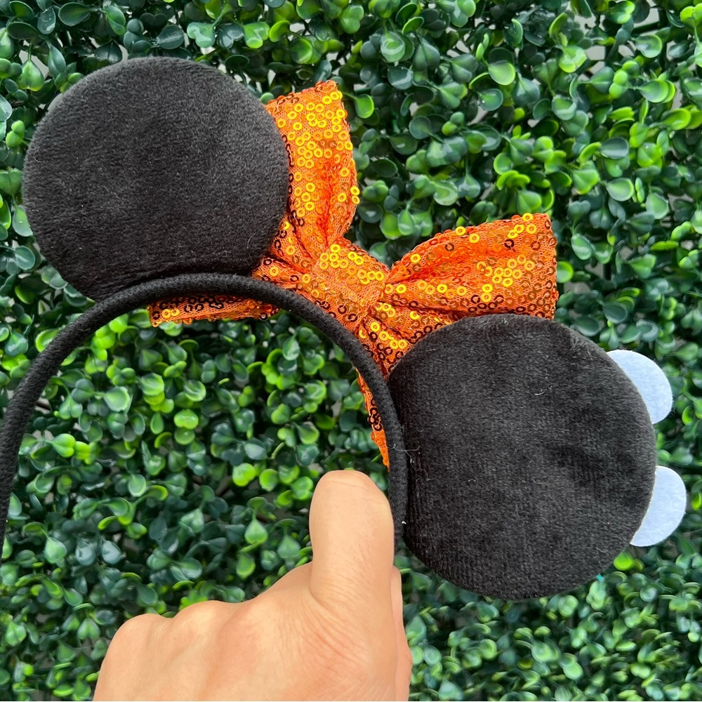 Nightmare before Christmas Minnie ears 🎃💀 - Picture 4 of 4